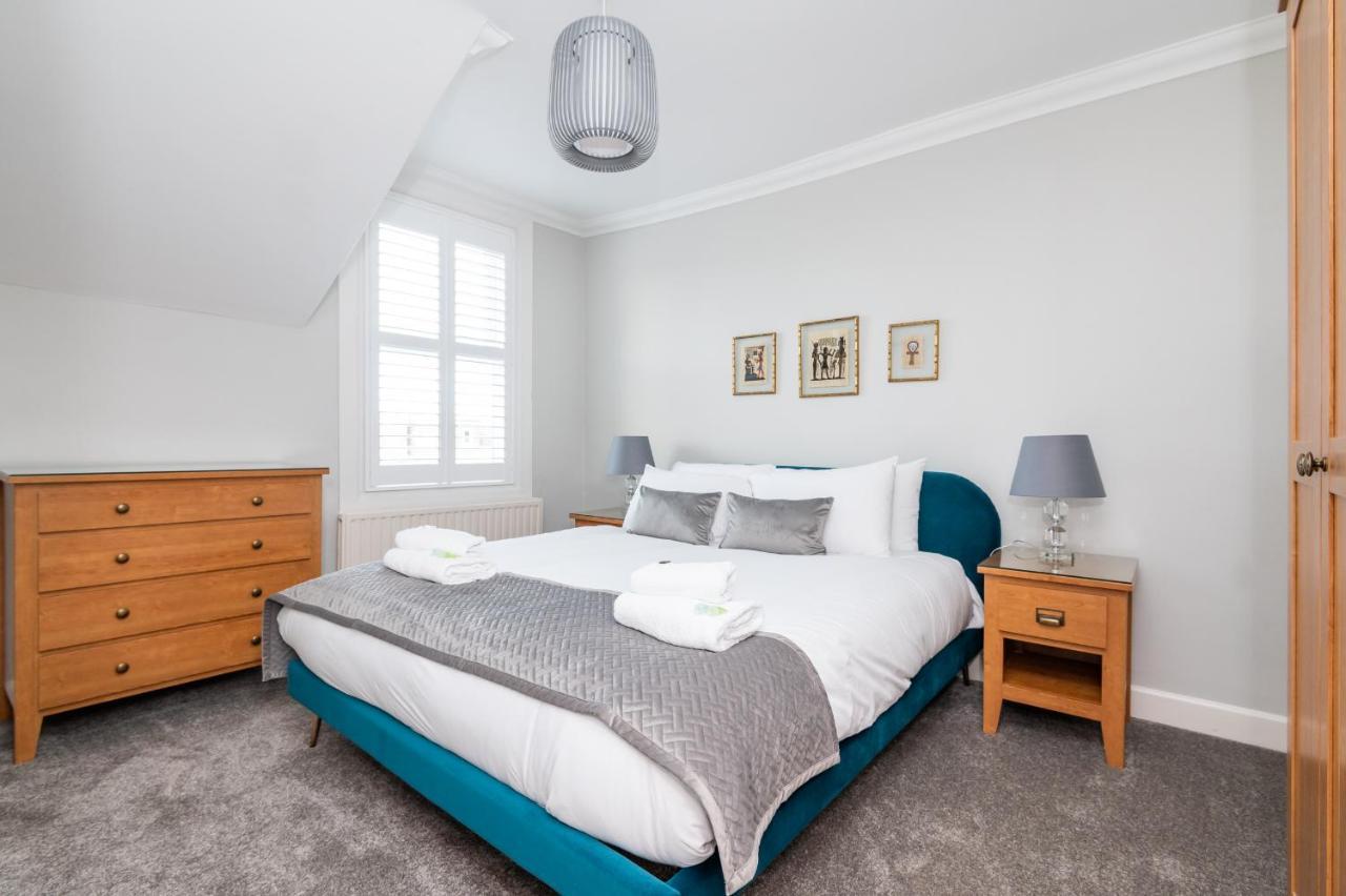 Elegant And Modern 5 Bed House I Pass The Keys Villa York Exterior photo