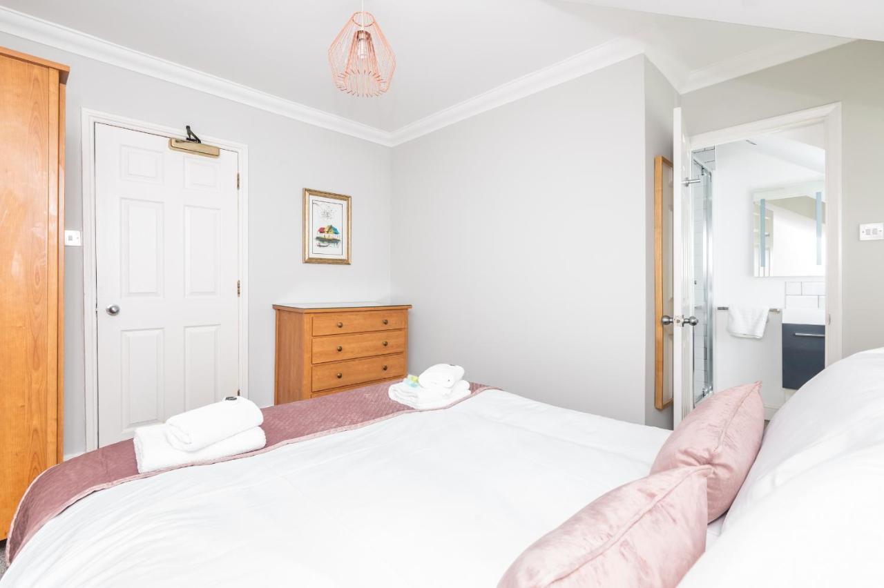 Elegant And Modern 5 Bed House I Pass The Keys Villa York Exterior photo